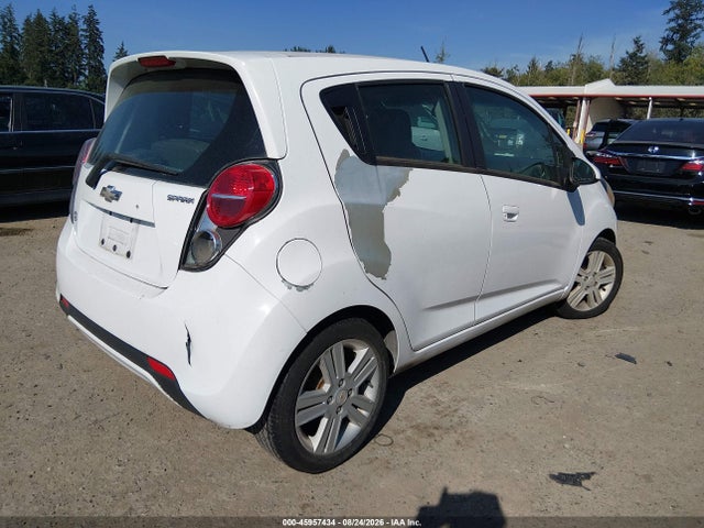 2013 Chevrolet SPARK 1LT AUTO 照片 4