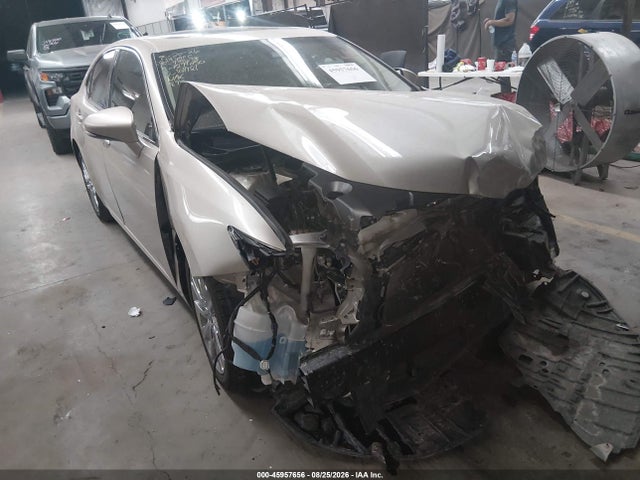 2018 LEXUS ES 
