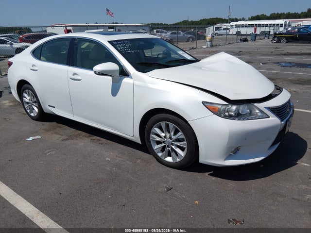 2013 LEXUS ES 