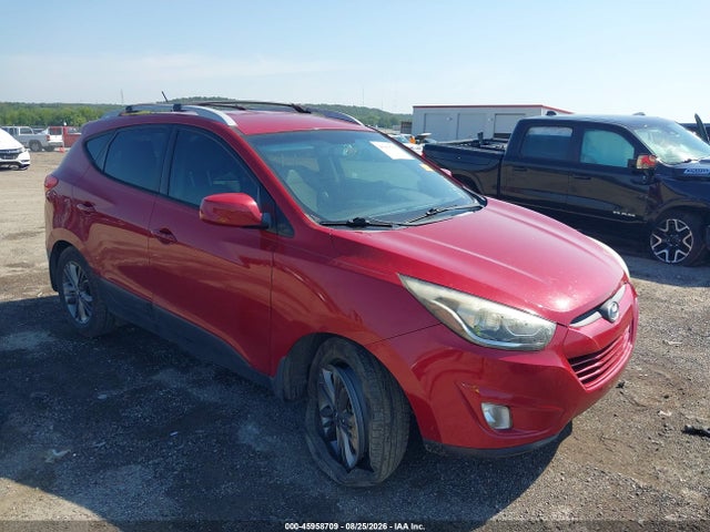 2014 HYUNDAI TUCSON SE
