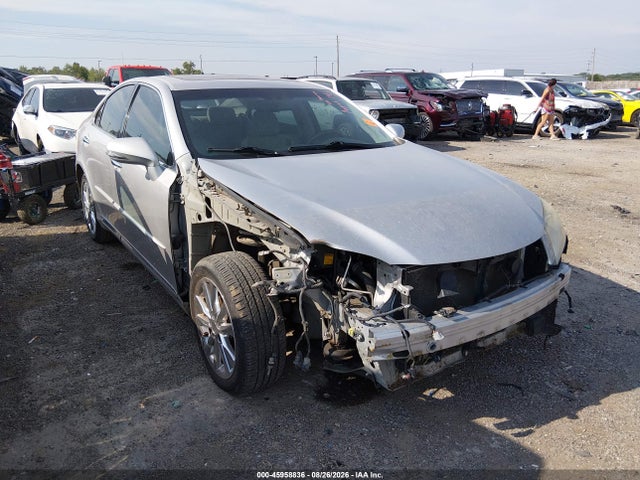 2010 LEXUS ES 