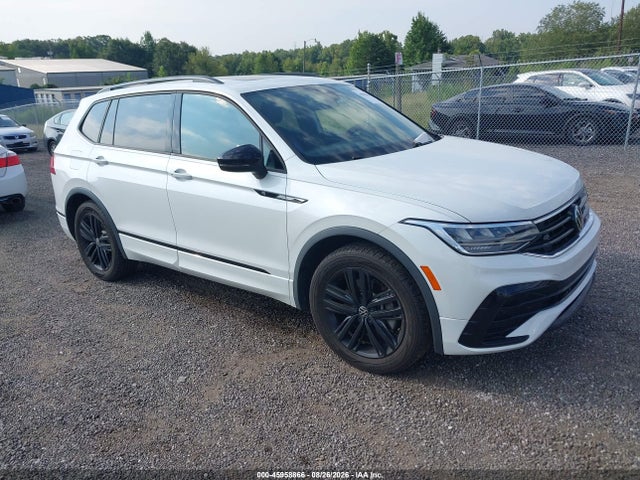 2022 VOLKSWAGEN TIGUAN 2.0T SE R-LINE BLACK
