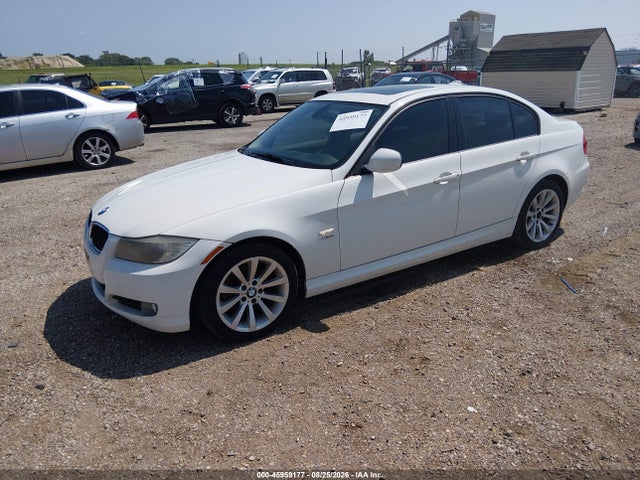 2011 BMW 328I XDRIVE photo 2