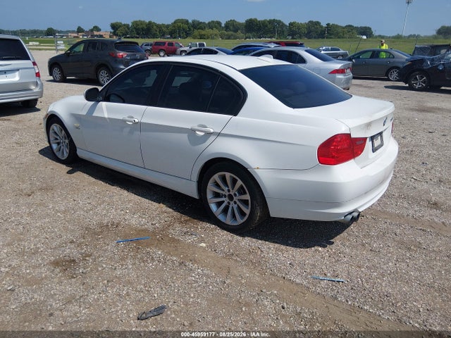 2011 BMW 328I XDRIVE — фото 3
