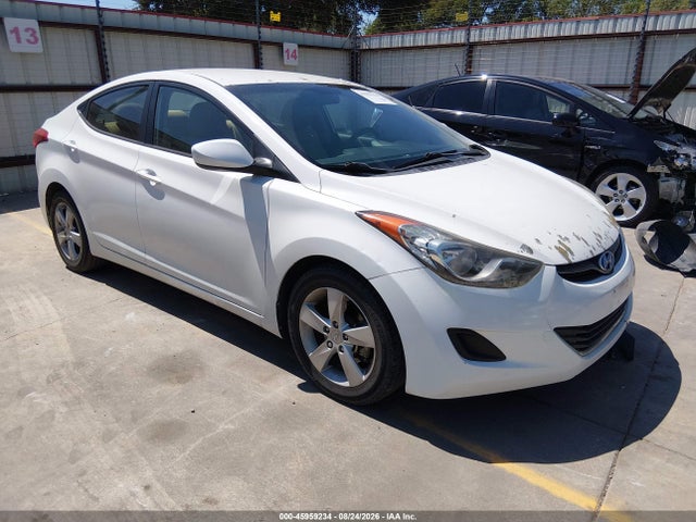 2013 HYUNDAI ELANTRA GLS