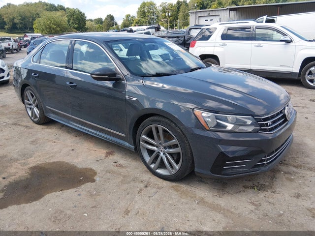 2017 VOLKSWAGEN PASSAT 1.8T R-LINE