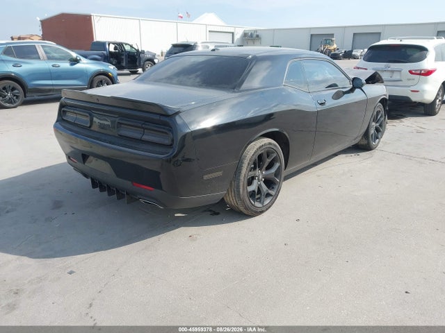 2023 DODGE CHALLENGER SXT 4
