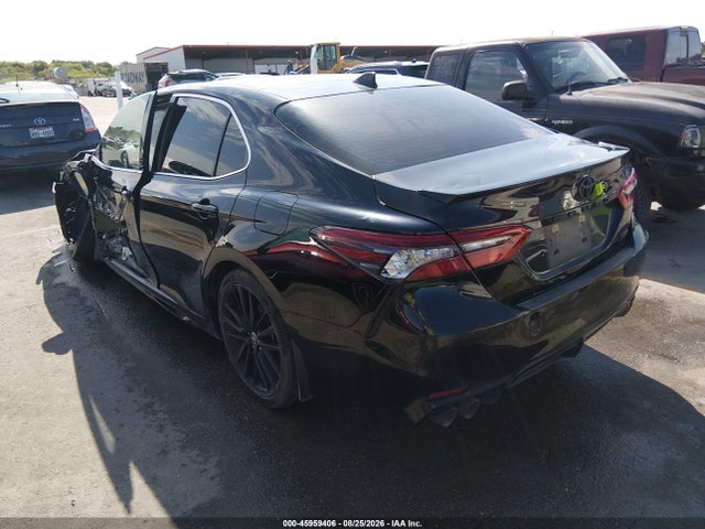 2022 TOYOTA CAMRY XSE 3