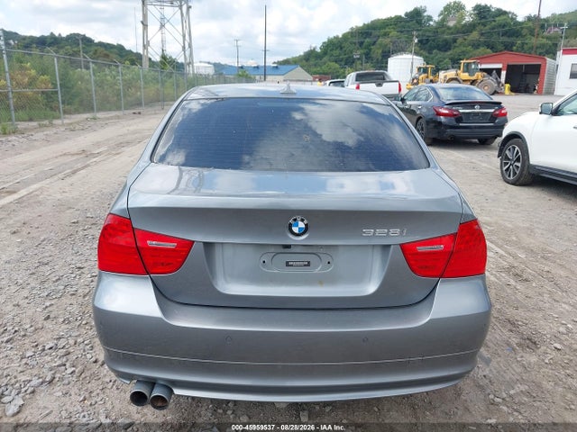 صورة 13 لـ 2011 BMW 328I XDRIVE