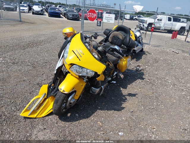 2002 HONDA GL1800 