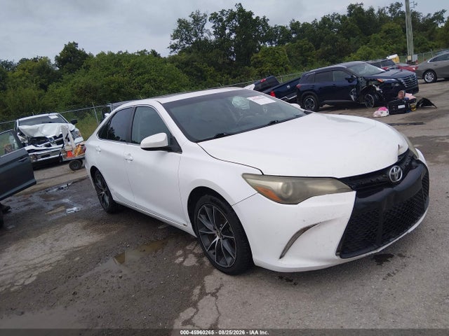 2015 TOYOTA CAMRY XSE