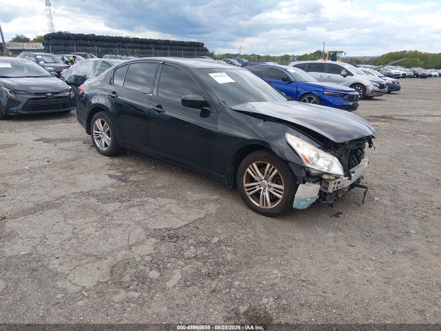 2013 INFINITI G37 