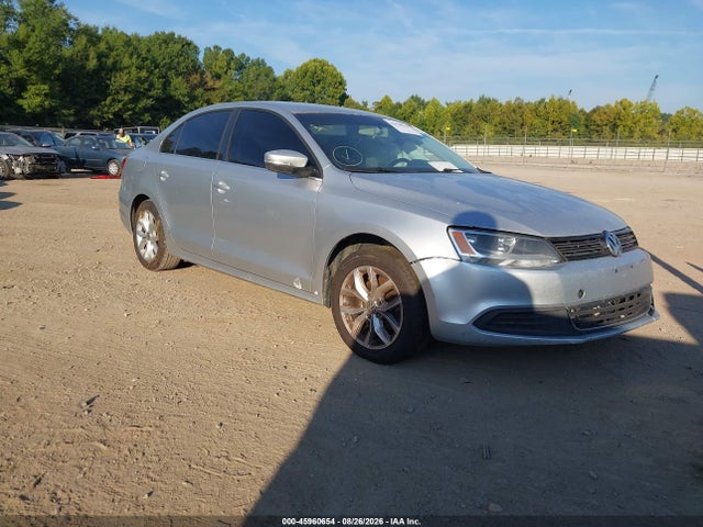 2013 VOLKSWAGEN JETTA 2.5L SE