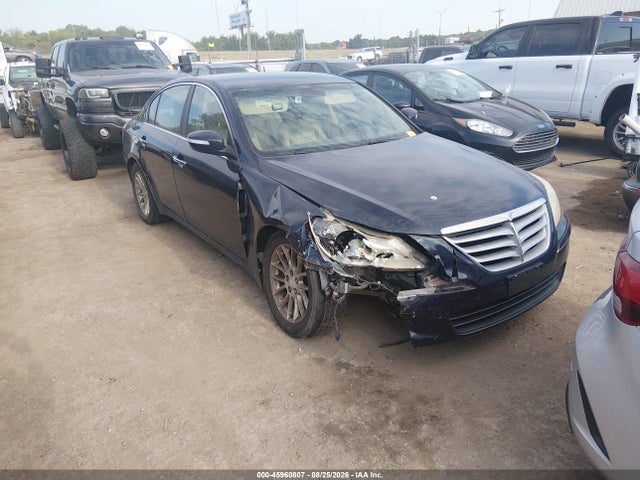 2011 HYUNDAI GENESIS 3.8