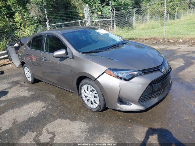 2017 TOYOTA COROLLA LE