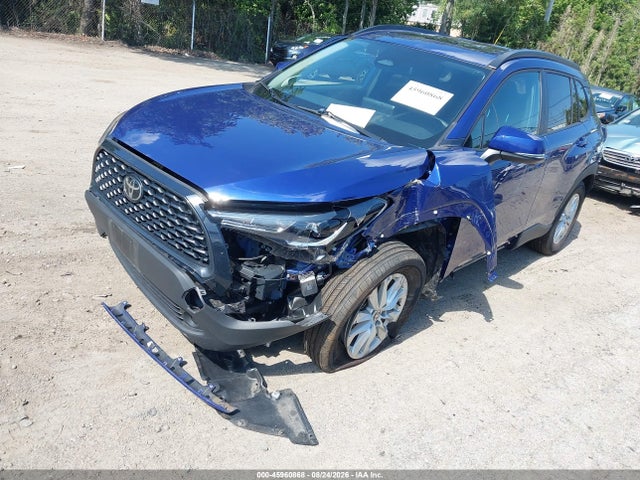 2024 TOYOTA COROLLA CROSS LE 2