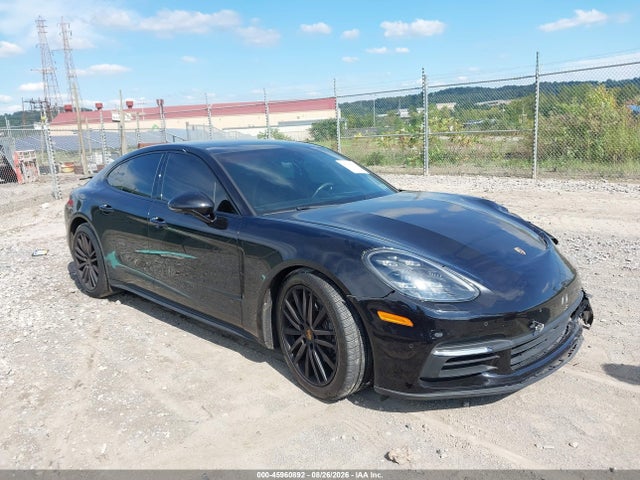 2018 PORSCHE PANAMERA 4