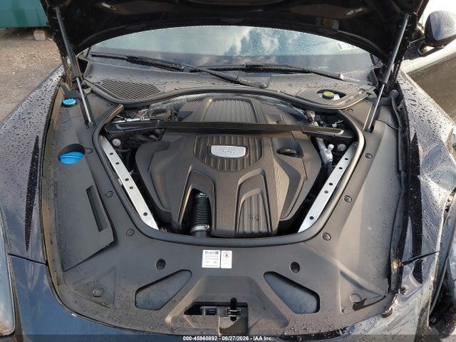 2018 PORSCHE PANAMERA 4 10