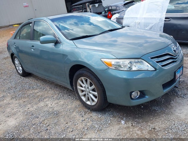 2010 TOYOTA CAMRY XLE V6