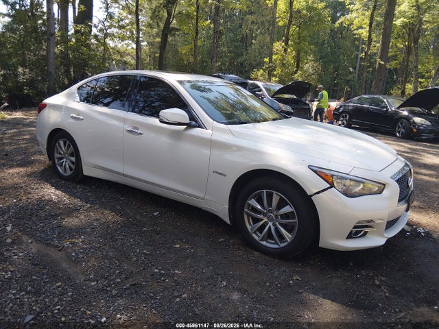 2015 INFINITI Q50 PREMIUM