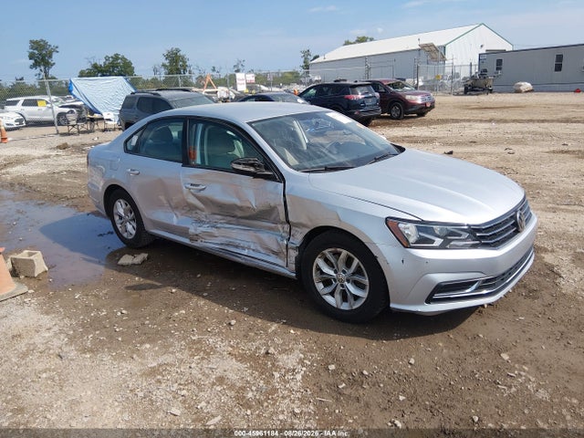 2018 VOLKSWAGEN PASSAT 2.0T R-LINE/2.0T S