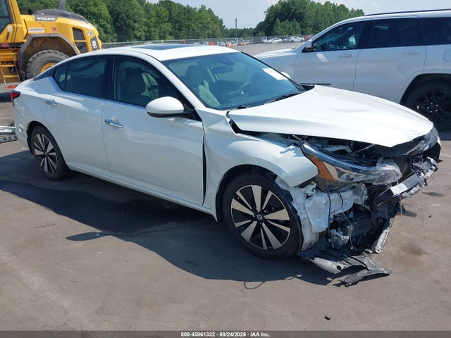 2021 NISSAN ALTIMA SL FWD