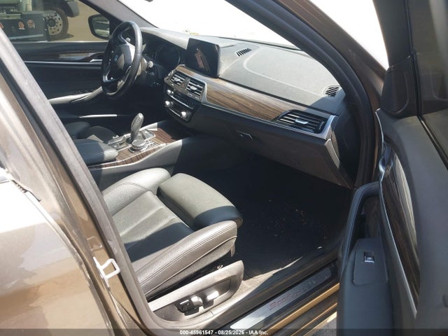 صورة 5 لـ 2018 BMW 530I