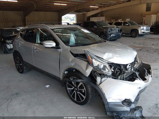 2017 NISSAN ROGUE SL