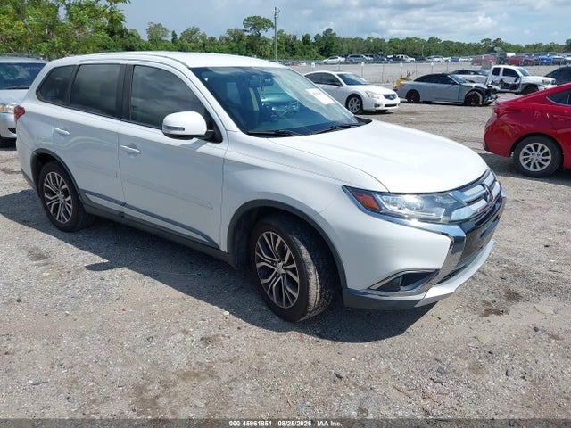 2016 MITSUBISHI OUTLANDER SE