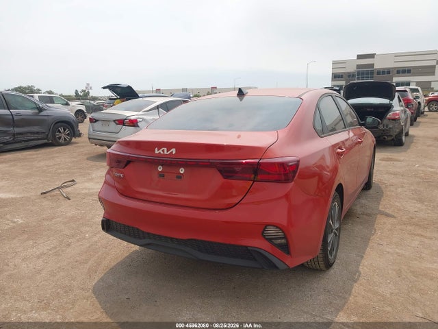 2023 KIA FORTE LXS 4