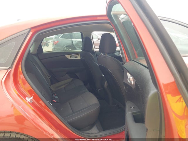2023 KIA FORTE LXS 8