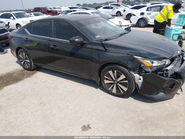 2021 NISSAN ALTIMA SL FWD