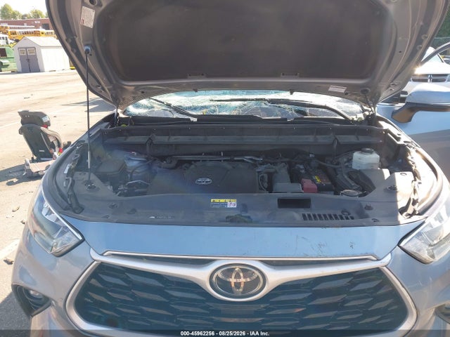 2020 TOYOTA HIGHLANDER XLE 10