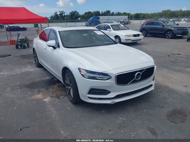 2018 VOLVO S90 T5 MOMENTUM