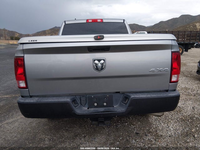 2020 RAM 1500 CLASSIC TRADESMAN 4X4 5'7 BOX 21