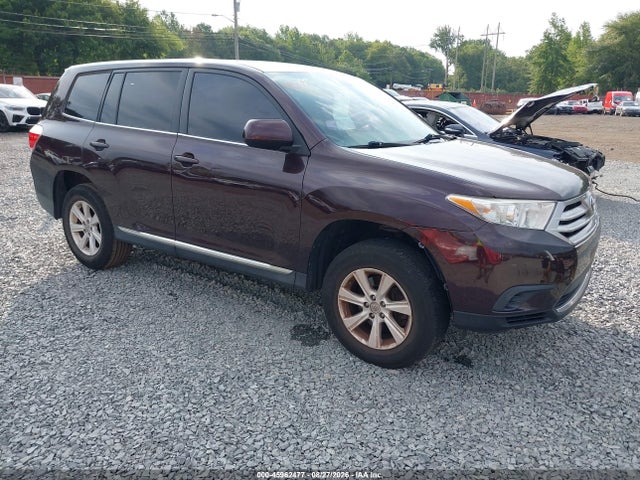 2013 TOYOTA HIGHLANDE 
