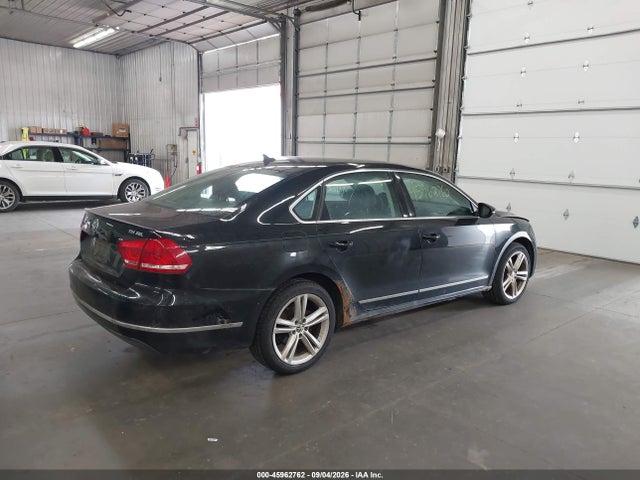 صورة مصغرة 4 لـ 2012 Volkswagen PASSAT 2.0L TDI SEL PREMIUM