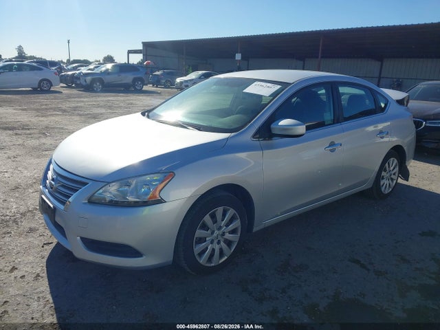 2015 Nissan SENTRA S 照片 2