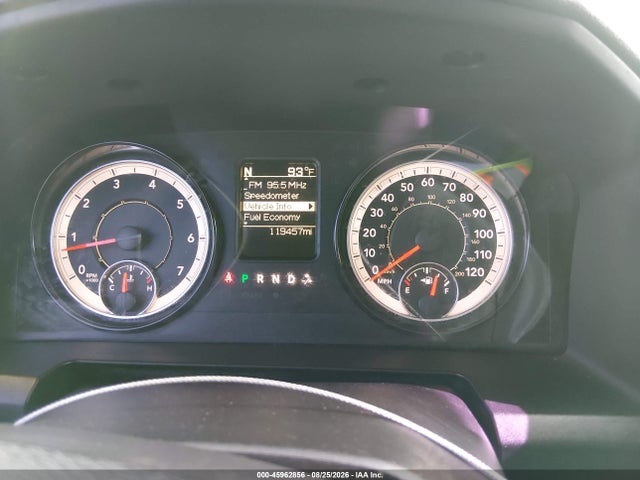 2020 RAM 1500 CLASSIC 照片 7