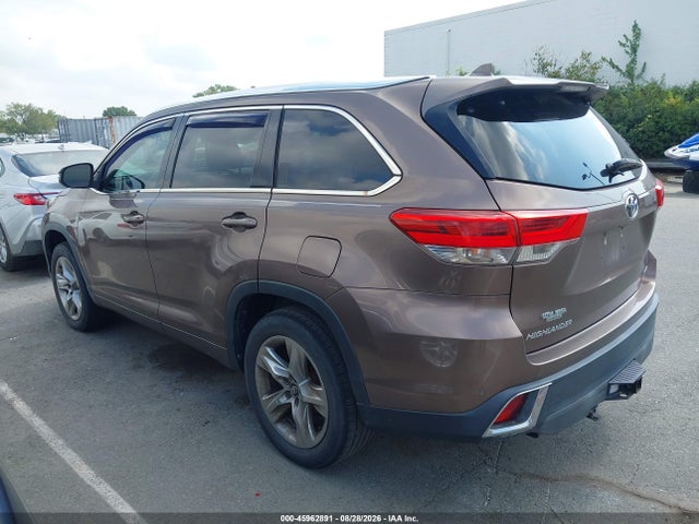 2018 TOYOTA HIGHLANDER LIMITED 15