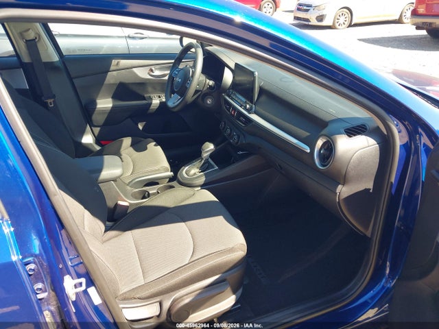 2022 KIA FORTE LXS 5