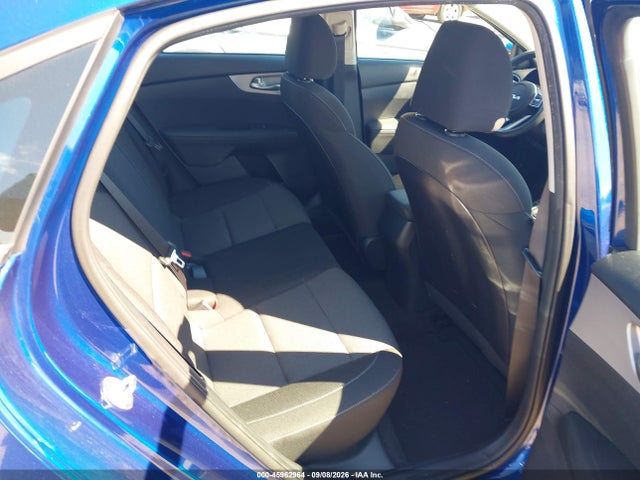 2022 KIA FORTE LXS 8