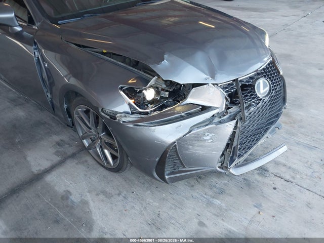 2017 LEXUS IS 200T 6