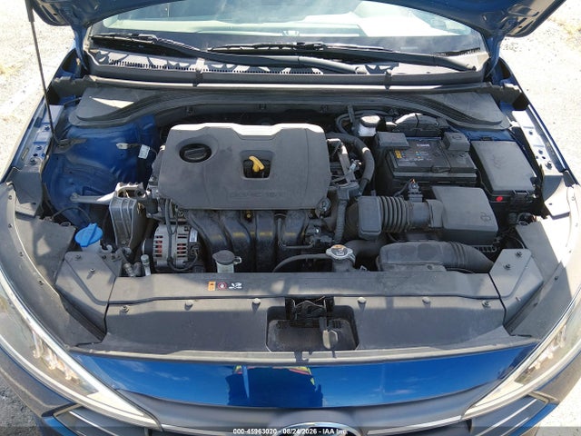 2020 HYUNDAI ELANTRA SE 10