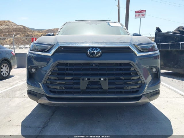 2026 TOYOTA GRAND HIGHLANDER HYBRID LIMITED 13