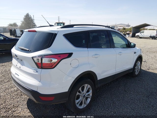 2018 FORD ESCAPE SE 4