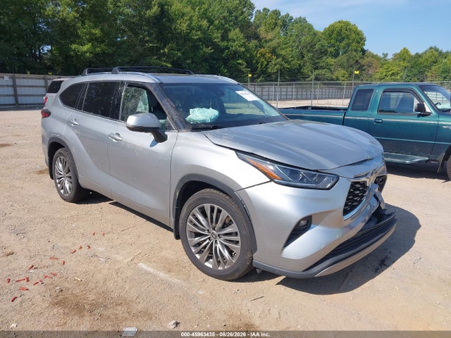 2021 TOYOTA HIGHLANDE PLATINUM