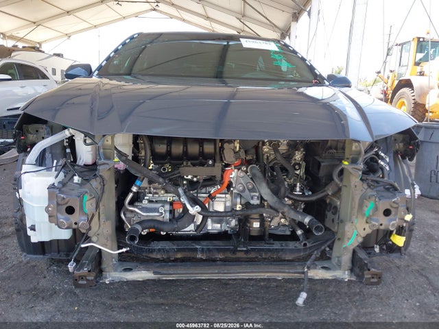 2026 TOYOTA CAMRY SE 6