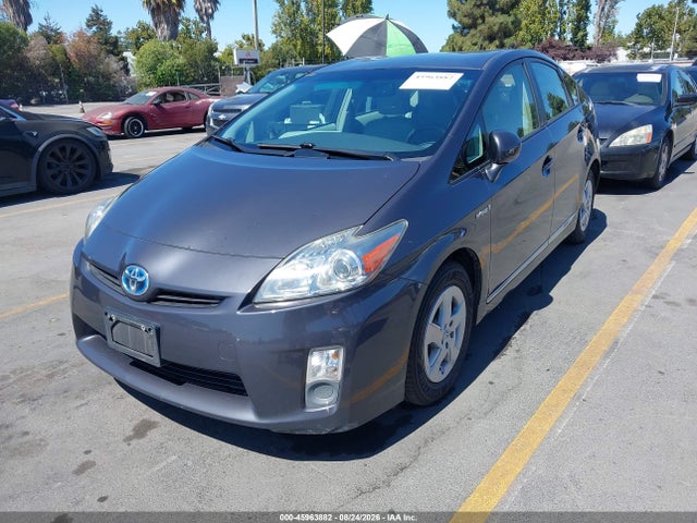 2011 Toyota PRIUS FOUR — фото 6