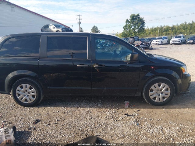 2019 DODGE GRAND CARAVAN SE 13